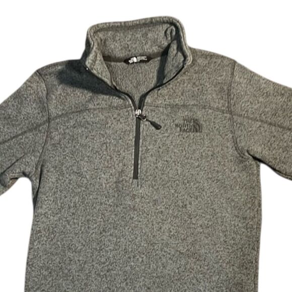 The North Face men’s grey quarter-zip sweater / base layer size small - Picture 1 of 6